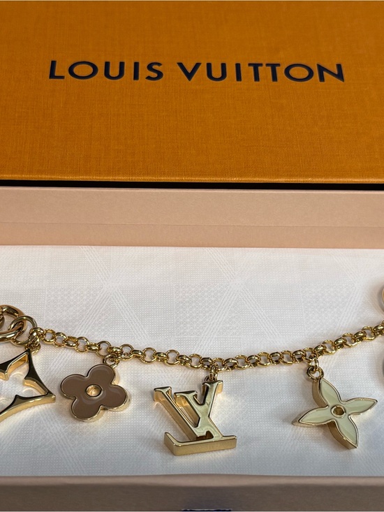 Louis Vuitton Accessories - Louis Vuitton Gold Bag charm